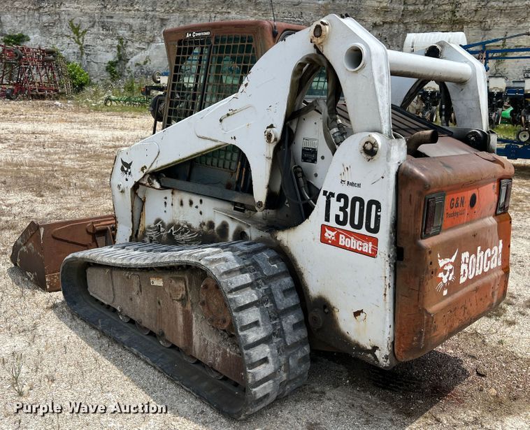 image for item JM9299 2007 Bobcat T300  skid steer loader