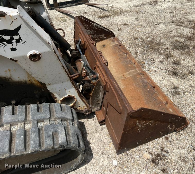 image for item JM9299 2007 Bobcat T300  skid steer loader