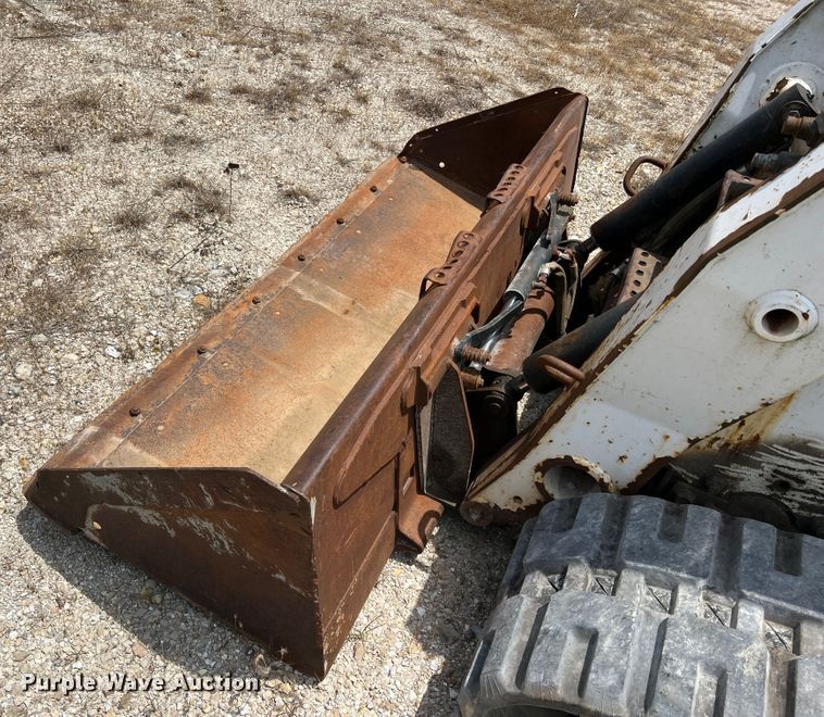 image for item JM9299 2007 Bobcat T300  skid steer loader