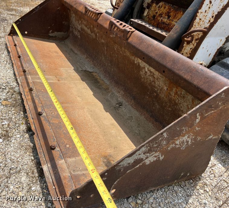 image for item JM9299 2007 Bobcat T300  skid steer loader