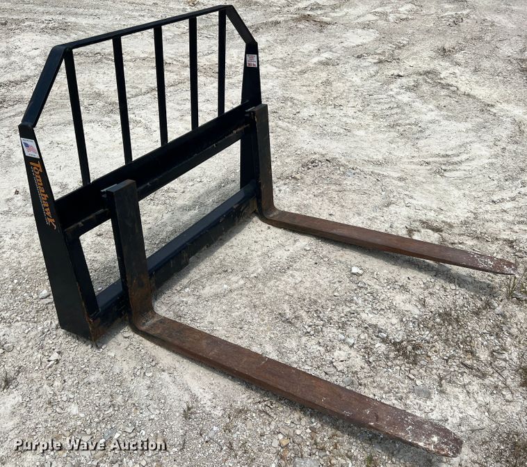 image for item JM9299 2007 Bobcat T300  skid steer loader