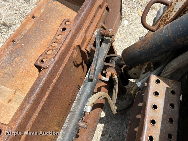 image for item JM9299 2007 Bobcat T300  skid steer loader