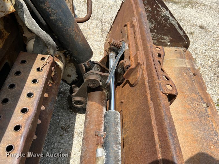 image for item JM9299 2007 Bobcat T300  skid steer loader