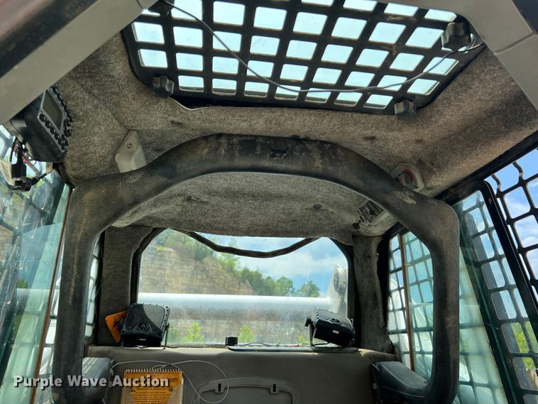 image for item JM9299 2007 Bobcat T300  skid steer loader