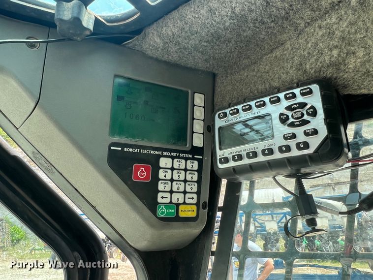 image for item JM9299 2007 Bobcat T300  skid steer loader