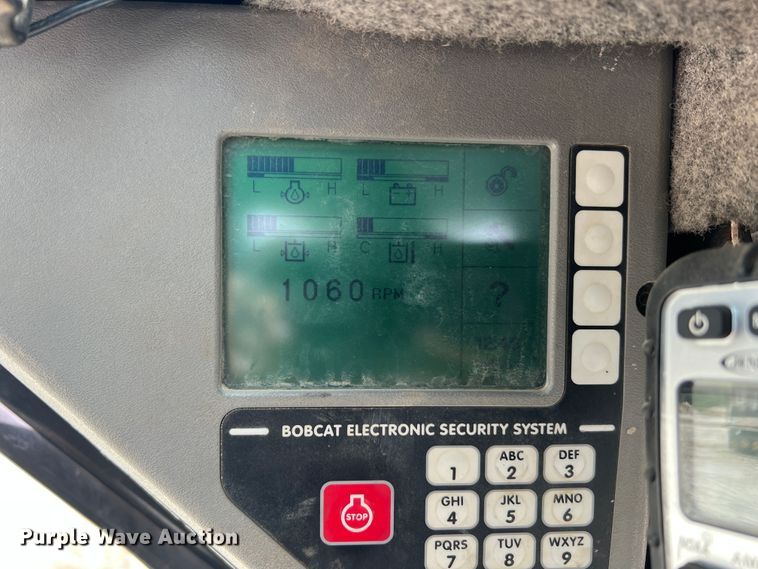 image for item JM9299 2007 Bobcat T300  skid steer loader
