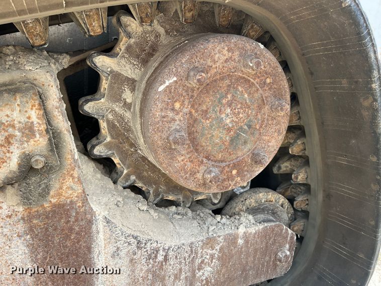 image for item JM9299 2007 Bobcat T300  skid steer loader