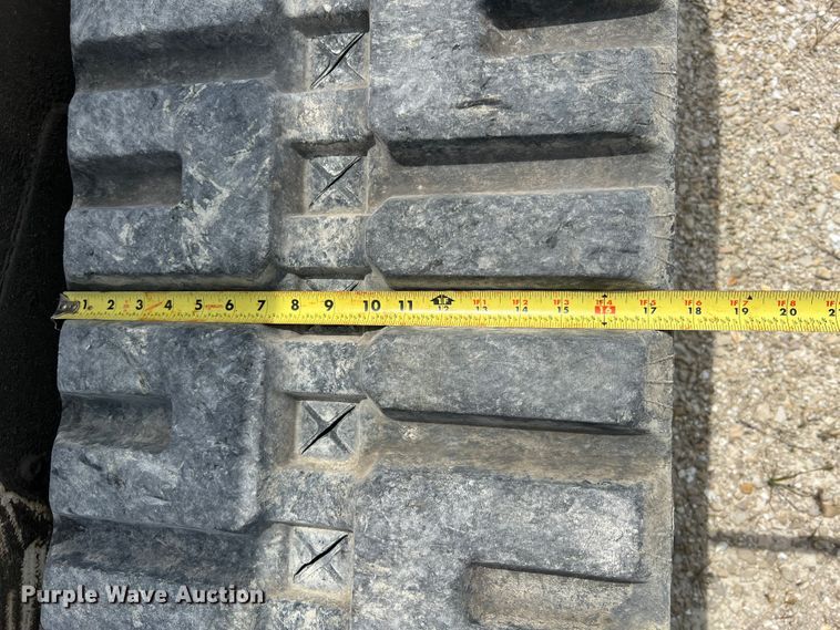 image for item JM9299 2007 Bobcat T300  skid steer loader