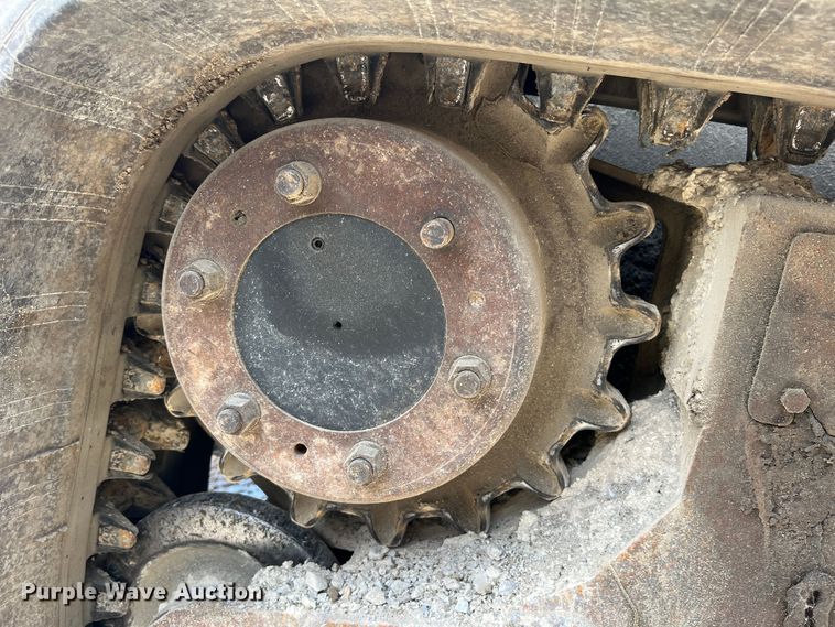 image for item JM9299 2007 Bobcat T300  skid steer loader