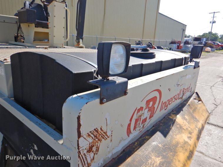 image for item JS9018 2007 Ingersoll Rand PT125R  pneumatic roller