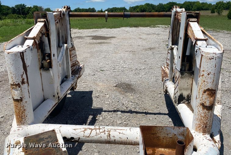 image for item JU9263 Eaton Metal Products  reel trailer