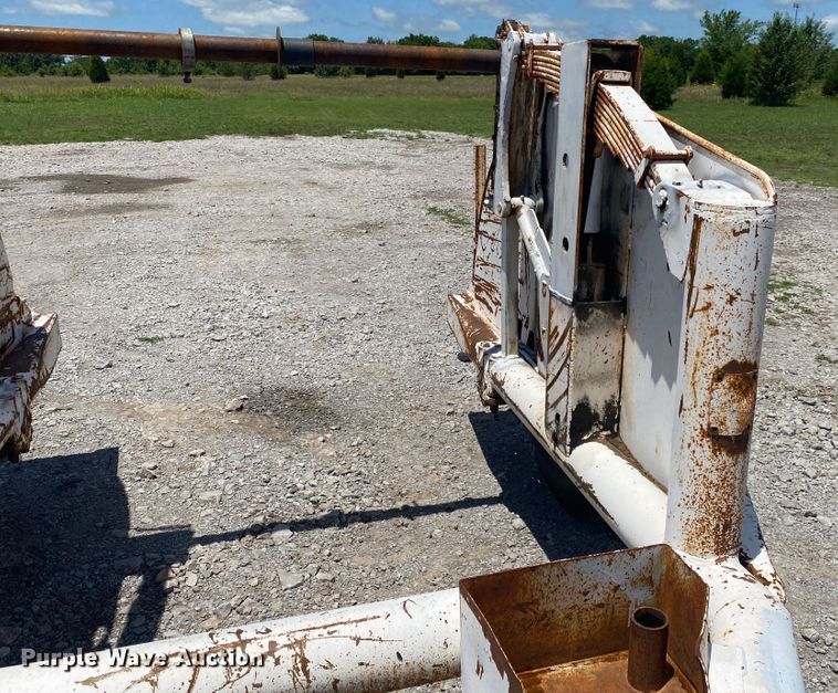 image for item JU9263 Eaton Metal Products  reel trailer