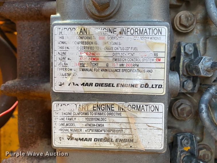 image for item JU9265 2001 Mustang 2042  skid steer loader