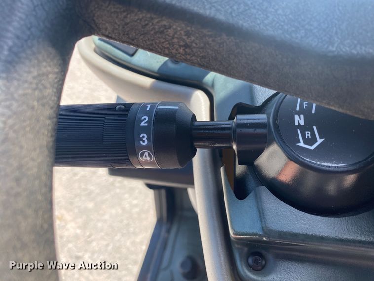 image for item JU9271 2005 Caterpillar TH560B  telehandler