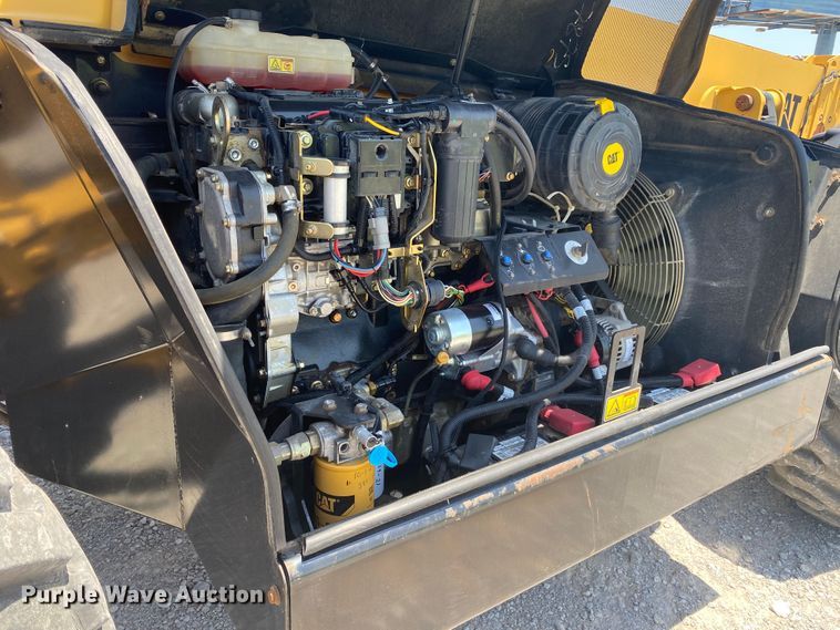 image for item JU9271 2005 Caterpillar TH560B  telehandler