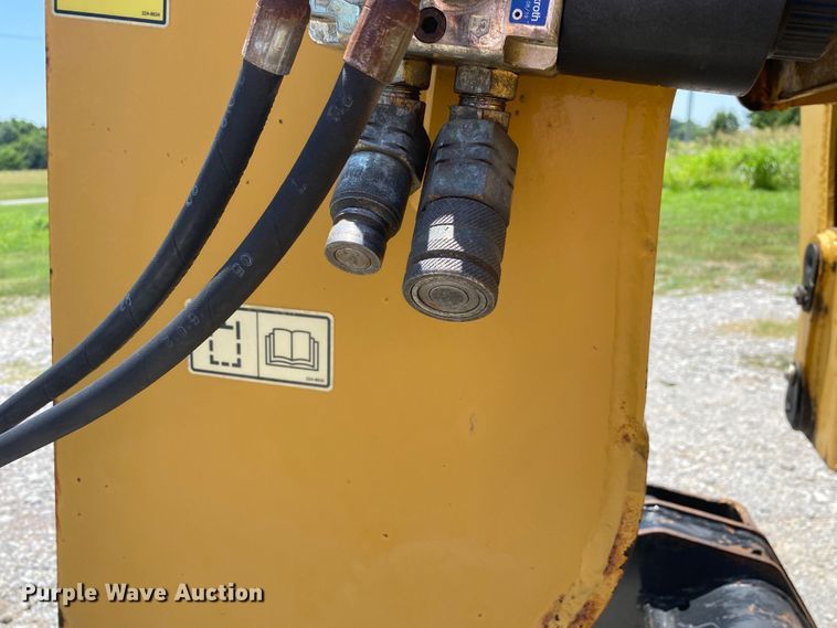 image for item JU9271 2005 Caterpillar TH560B  telehandler