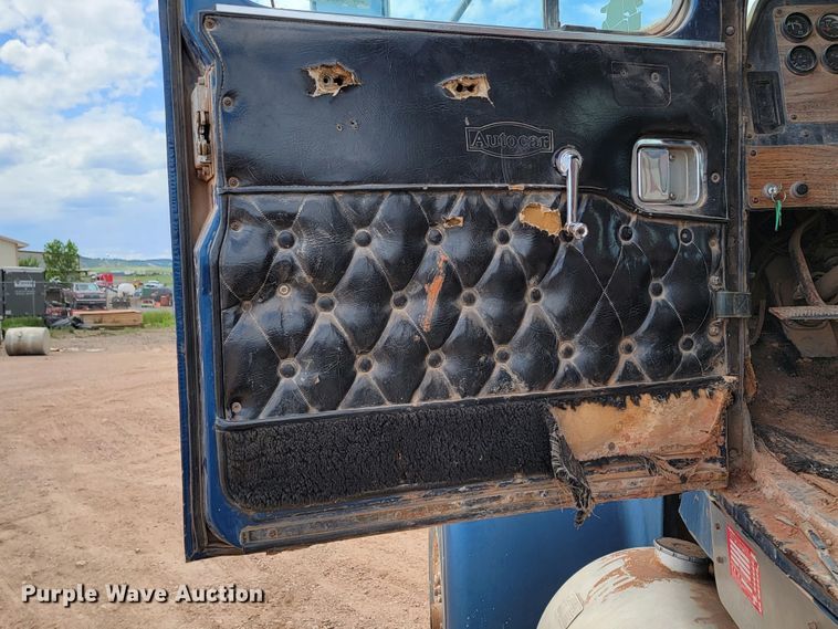 image for item KA9318 1985 Volvo White Autocar AT Westport  truck cab and chassis