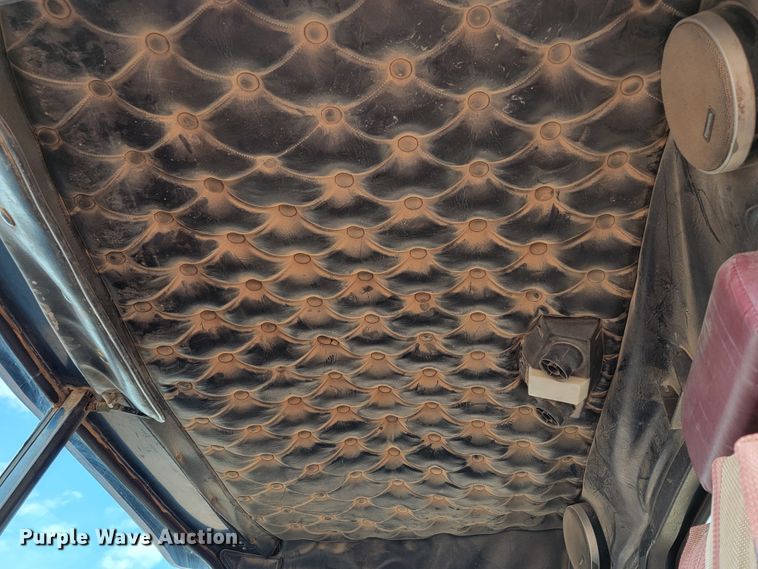 image for item KA9318 1985 Volvo White Autocar AT Westport  truck cab and chassis