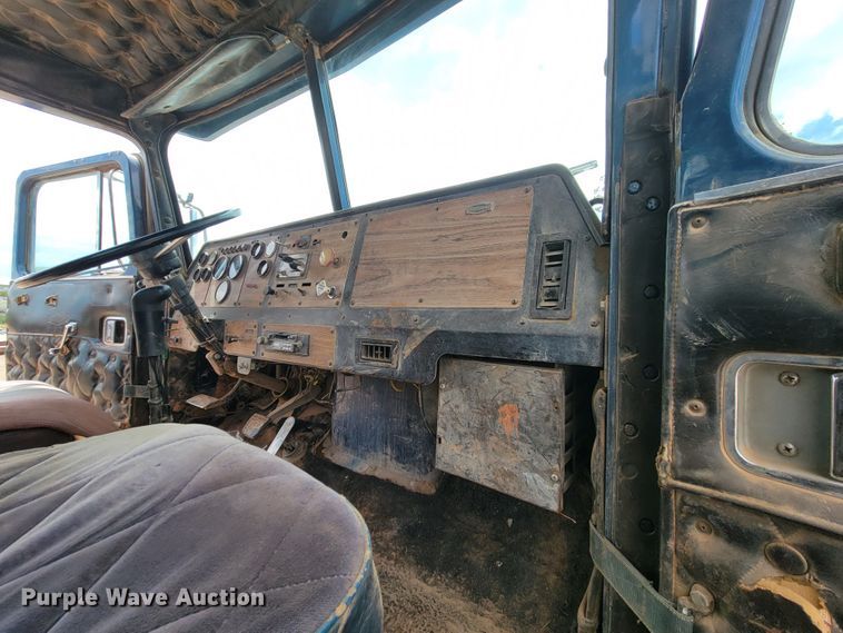 image for item KA9318 1985 Volvo White Autocar AT Westport  truck cab and chassis