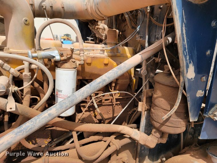 image for item KA9318 1985 Volvo White Autocar AT Westport  truck cab and chassis