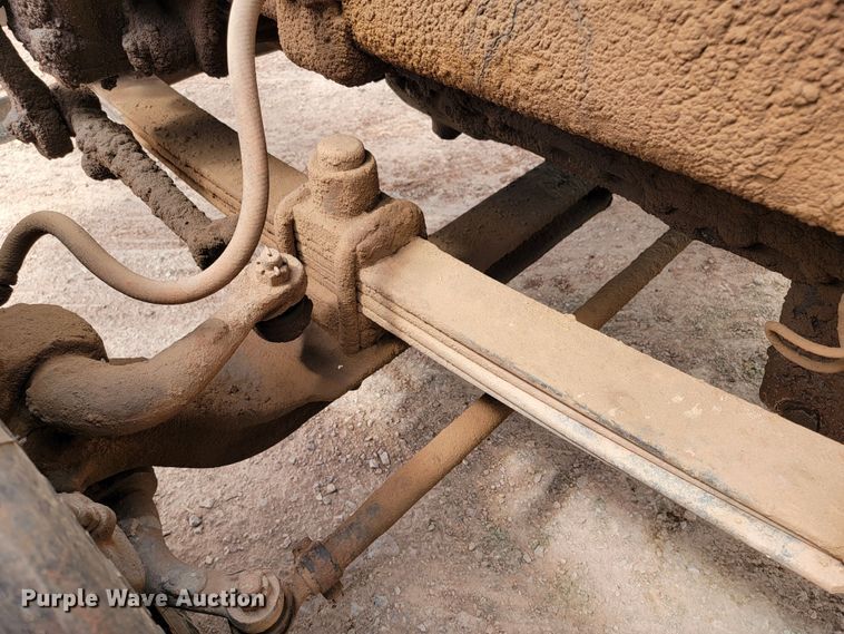 image for item KA9318 1985 Volvo White Autocar AT Westport  truck cab and chassis