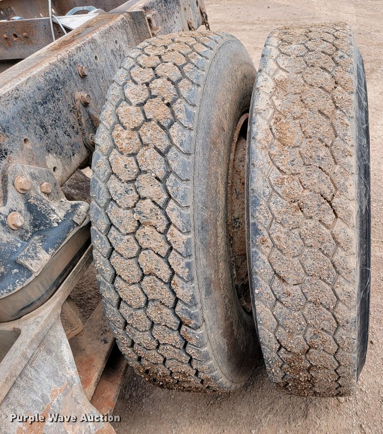 image for item KA9318 1985 Volvo White Autocar AT Westport  truck cab and chassis