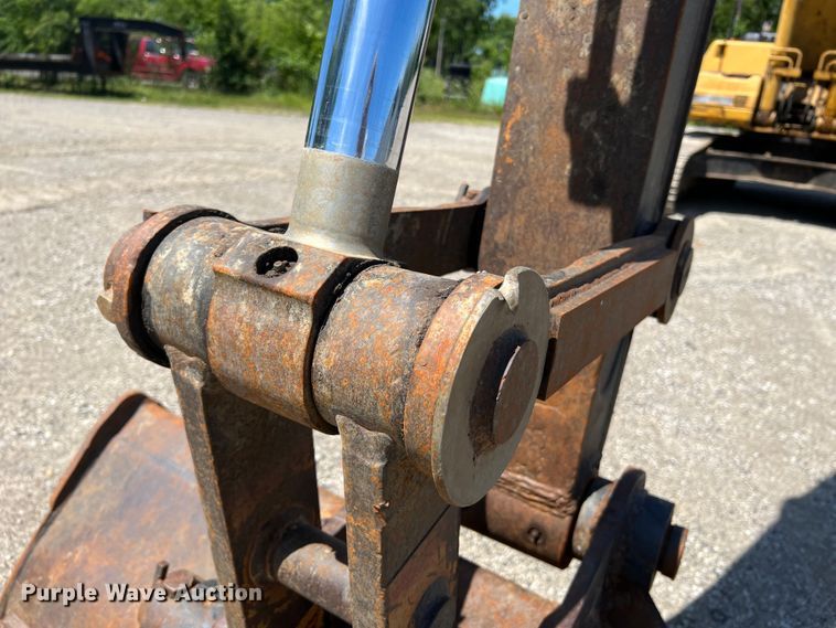 image for item KC9839 1999 Caterpillar 322BL  long reach excavator