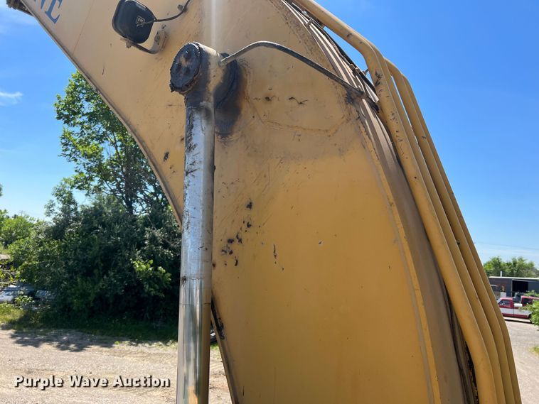 image for item KC9839 1999 Caterpillar 322BL  long reach excavator