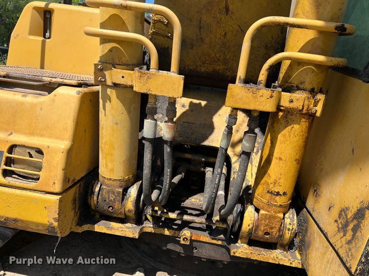 image for item KC9839 1999 Caterpillar 322BL  long reach excavator