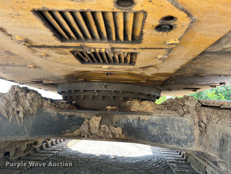 image for item KC9839 1999 Caterpillar 322BL  long reach excavator