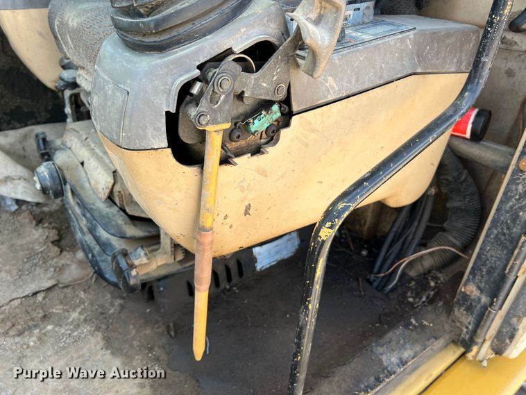 image for item KC9839 1999 Caterpillar 322BL  long reach excavator