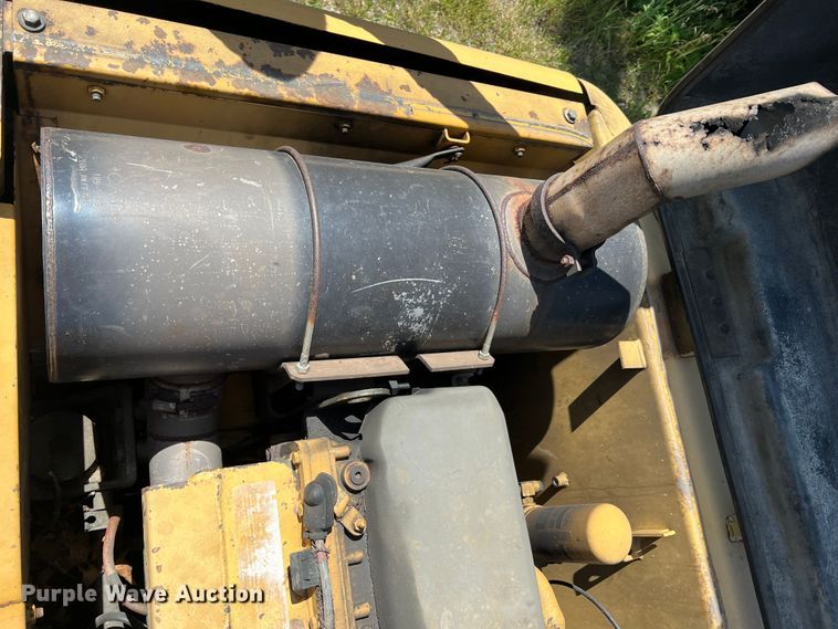 image for item KC9839 1999 Caterpillar 322BL  long reach excavator