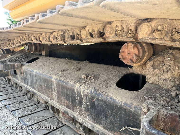 image for item KC9839 1999 Caterpillar 322BL  long reach excavator