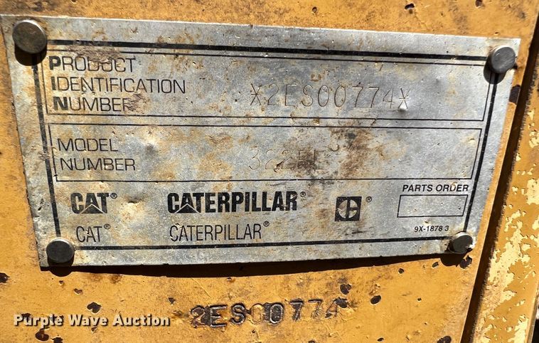 image for item KC9839 1999 Caterpillar 322BL  long reach excavator