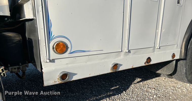 image for item KC9847 1995 Kenworth T300  utility / service truck