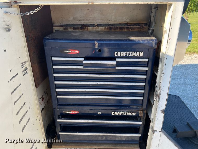 image for item KC9847 1995 Kenworth T300  utility / service truck