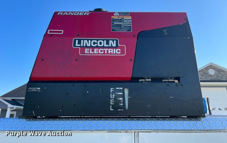 image for item KC9847 1995 Kenworth T300  utility / service truck