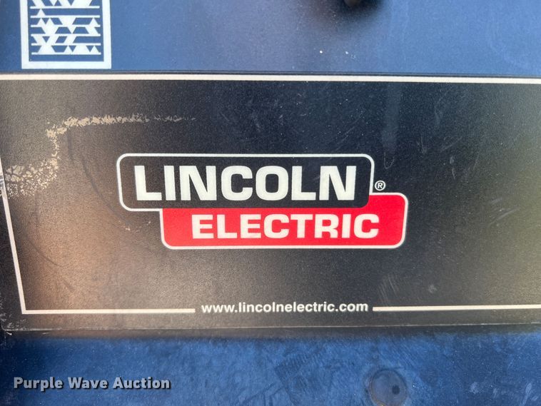 image for item KC9847 1995 Kenworth T300  utility / service truck