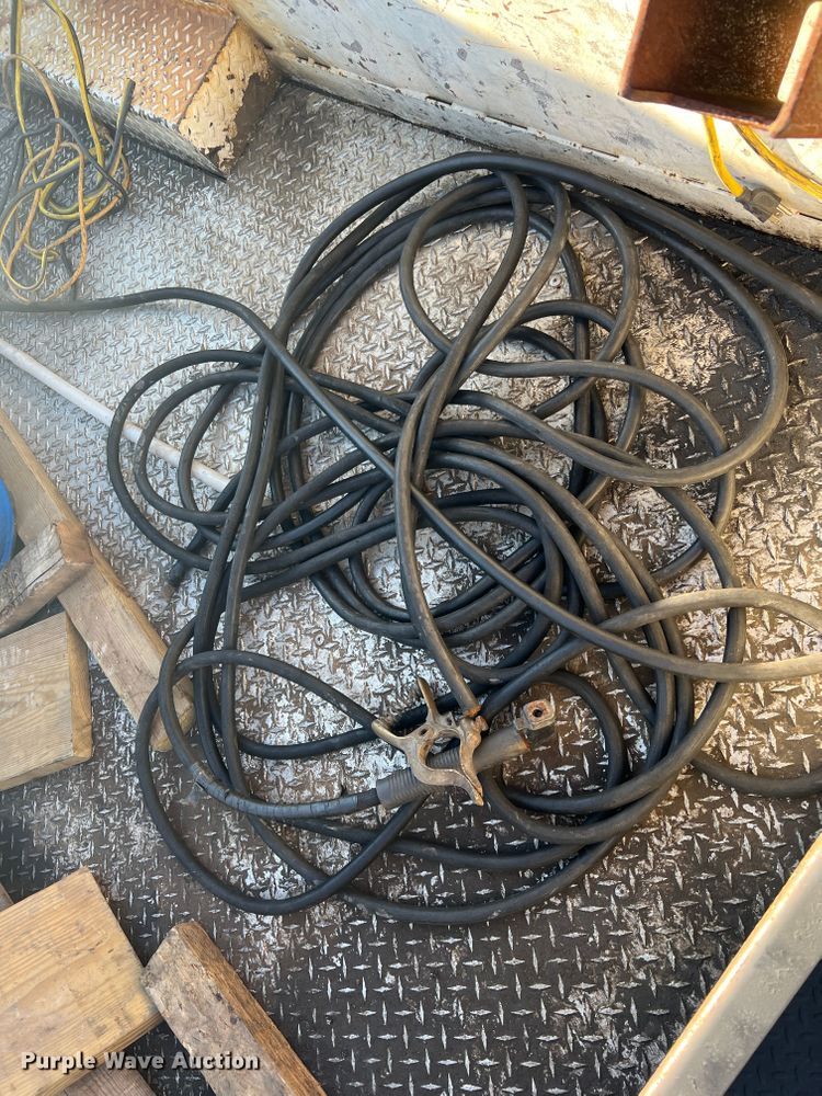 image for item KC9847 1995 Kenworth T300  utility / service truck