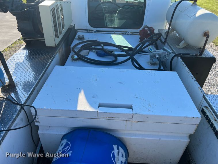 image for item KC9847 1995 Kenworth T300  utility / service truck