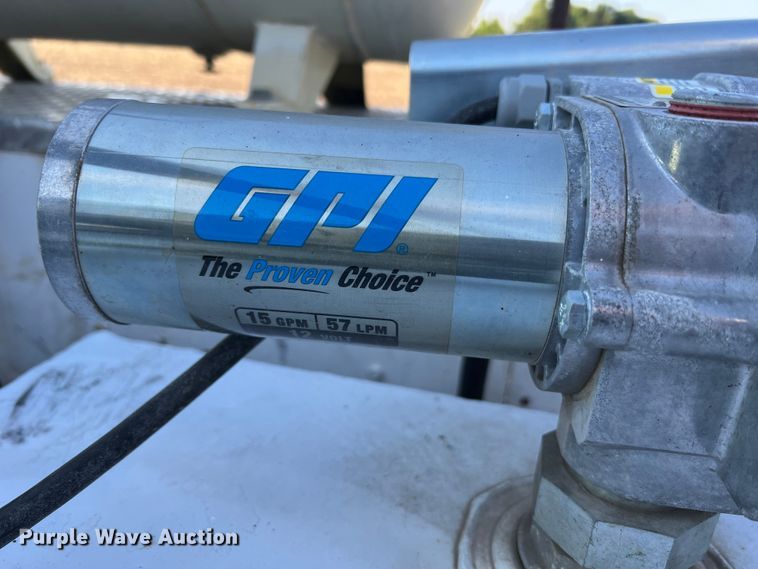 image for item KC9847 1995 Kenworth T300  utility / service truck