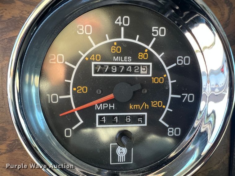 image for item KC9847 1995 Kenworth T300  utility / service truck