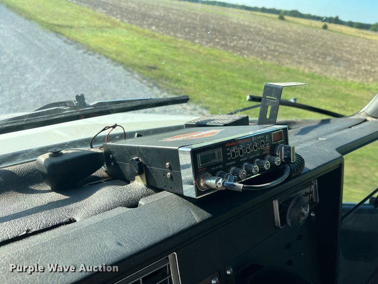 image for item KC9847 1995 Kenworth T300  utility / service truck