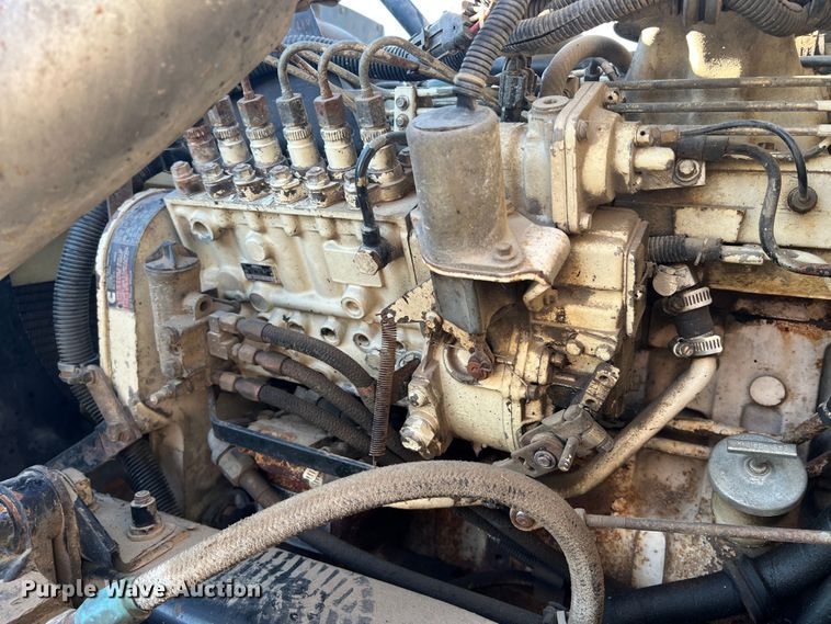 image for item KC9847 1995 Kenworth T300  utility / service truck