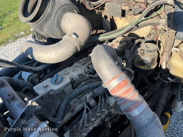 image for item KC9847 1995 Kenworth T300  utility / service truck