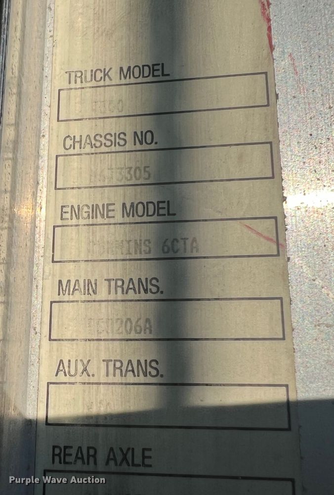 image for item KC9847 1995 Kenworth T300  utility / service truck