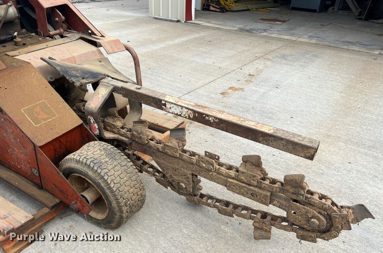 image for item KC9875 Ditch Witch 1420  trencher
