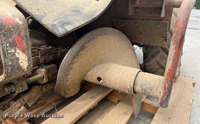 image for item KC9875 Ditch Witch 1420  trencher