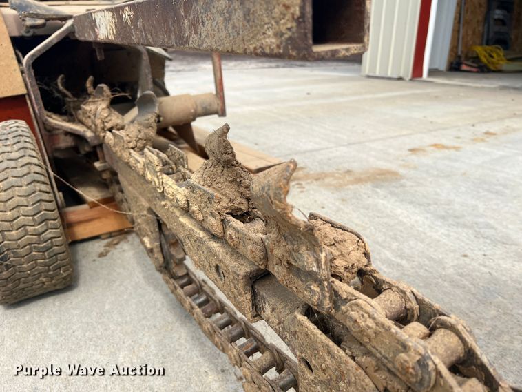 image for item KC9875 Ditch Witch 1420  trencher