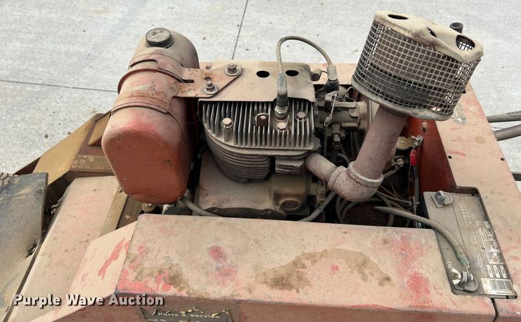 image for item KC9875 Ditch Witch 1420  trencher